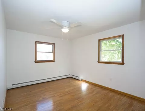 1422 Springtown Rd, Alpha, NJ 08865 photo 11
