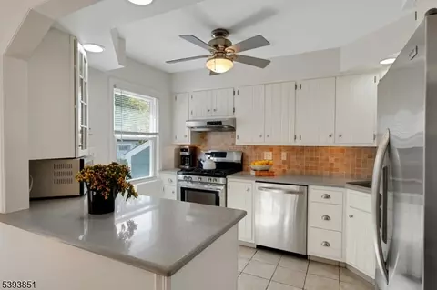 32 Locust Dr, Summit, NJ 07901 photo 12