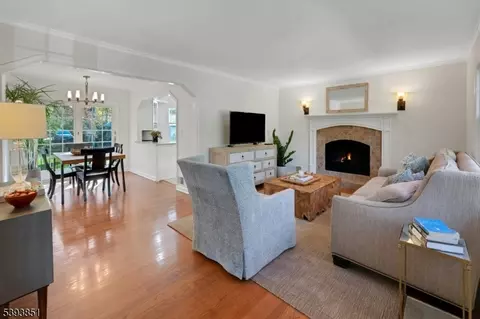 32 Locust Dr, Summit, NJ 07901 photo 6
