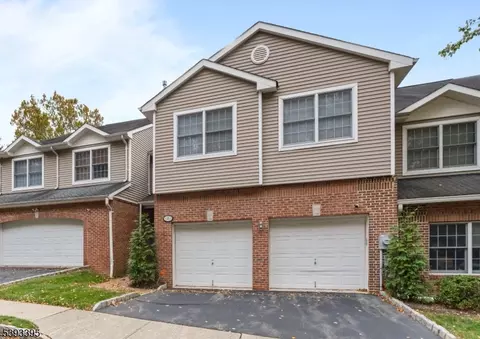 4 Mcmanus Ct, West Orange, NJ 07052