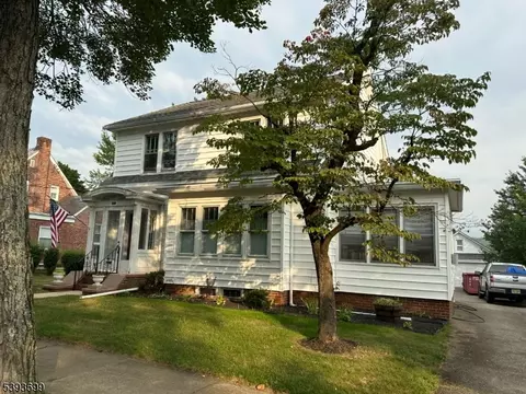 302 Grand Ave, Hackettstown, NJ 07840