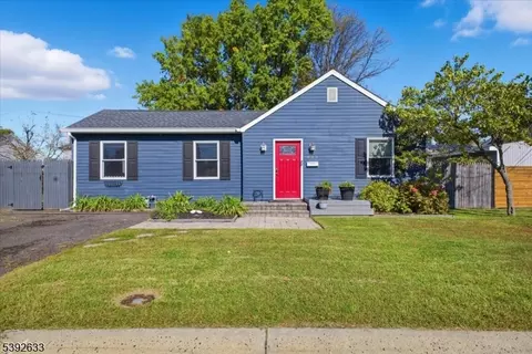 525 Washington Ave, Union Beach, NJ 07735