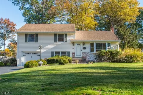 21 Weaver, East Hanover, NJ 07936