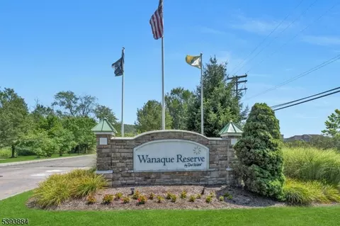 1319 Warrens Way, Wanaque, NJ 07465