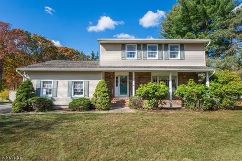36 Ridge Rd, Succasunna, NJ 07876