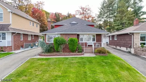 96 Lower Notch Rd, Little Falls Twp, NJ 07424