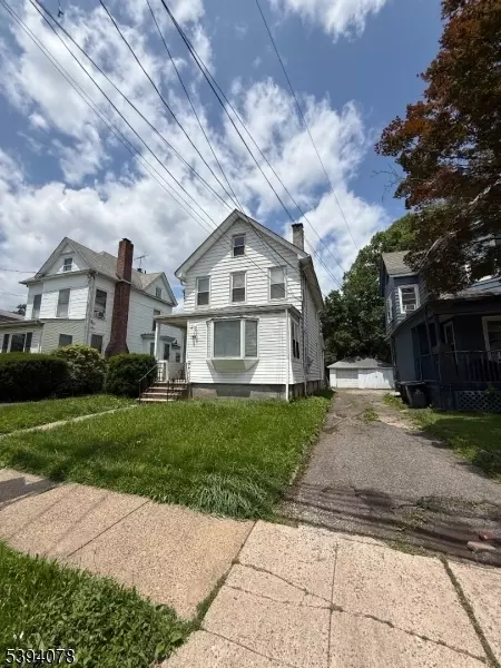 139 Stiles St, Elizabeth, NJ 07208