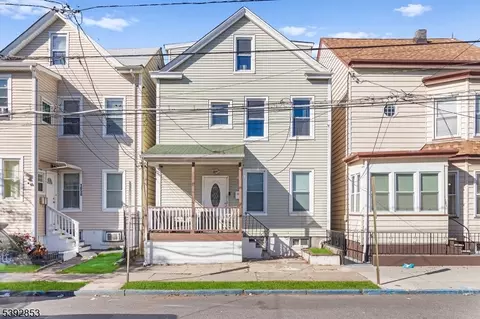 1048 E 22nd St, Paterson, NJ 07513