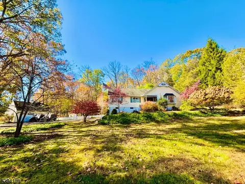 920 Deer Run Rd, Newton, NJ 07860