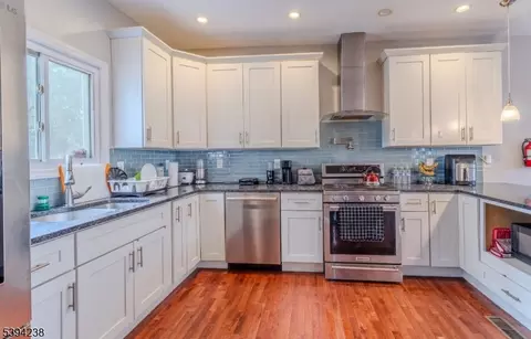 146 Williamson Ave, Hillside, NJ 07205 photo 6