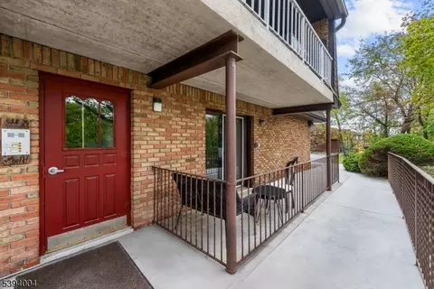221 Ringwood Ave A12 #A12, Pompton Lakes, NJ 07442