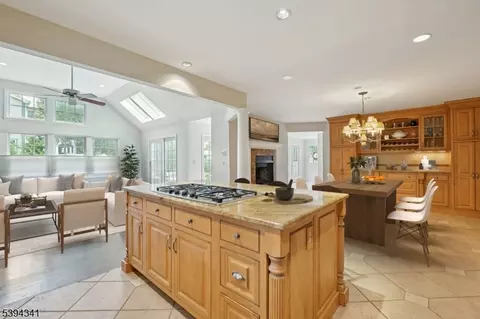 2 Quimby Ln, Mendham, NJ 07945 photo 6