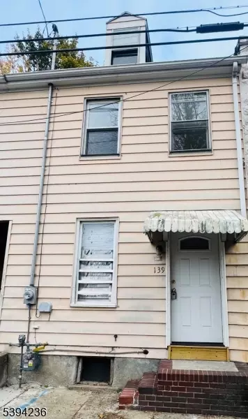 139 Cedar Aly, Phillipsburg, NJ 08865