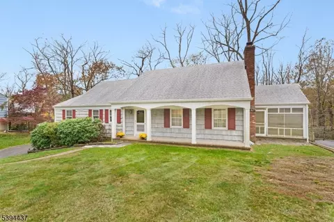 1024 Mayflower Ct, Martinsville, NJ 08836