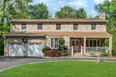 30 Robbins Ave, Berkeley Heights, NJ 07922