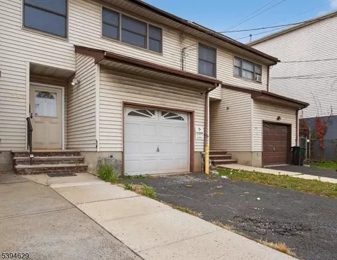 327 Bond St, Elizabeth City, NJ 07206