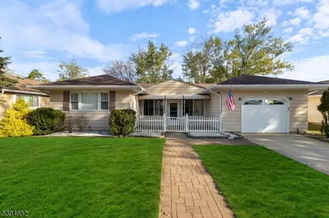 26 Fort De France Ave, Toms River, NJ 08757