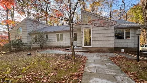 60 Stony Brook Rd, Montville, NJ 07045