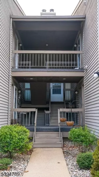 22 Sam Bonnell Dr #22, Clinton, NJ 08809