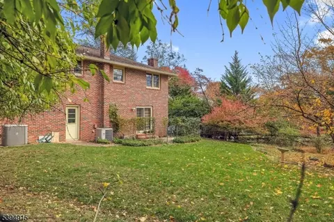 39 Old Stirling Rd, Warren, NJ 07059 photo 29