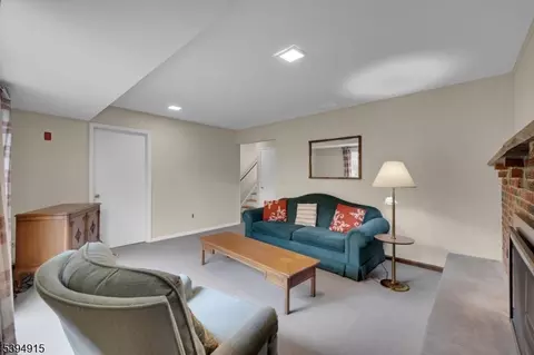 39 Old Stirling Rd, Warren, NJ 07059 photo 23