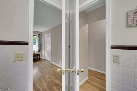 39 Old Stirling Rd, Warren, NJ 07059 photo 18