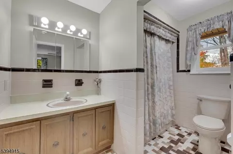 39 Old Stirling Rd, Warren, NJ 07059 photo 17