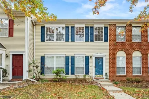 22 Balboa Ln #3806, Franklin Park, NJ 08823