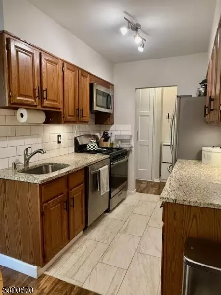 458 C River Rd #C, Nutley, NJ 07110 photo 4