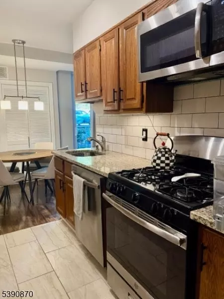 458 C River Rd #C, Nutley, NJ 07110 photo 6