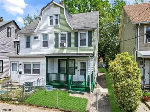 636 Elizabeth St, Beverly, NJ 08010