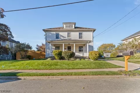 116 S 6th St, Lopatcong Twp, NJ 08865