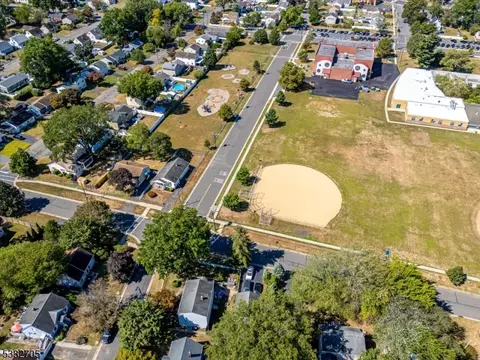 View/Area - 310 Howard Ave, Middlesex, NJ 08846 photo 8 of 9