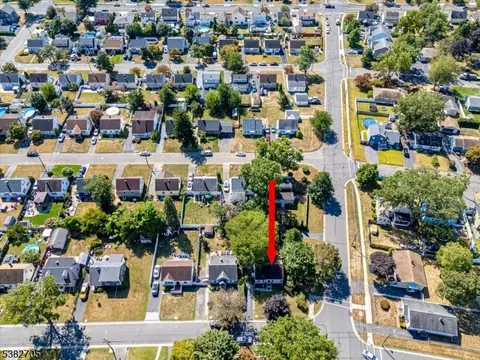 View/Area - 310 Howard Ave, Middlesex, NJ 08846 photo 3 of 9