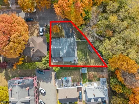 156 Margaret Ave, Nutley, NJ 07110 photo 32