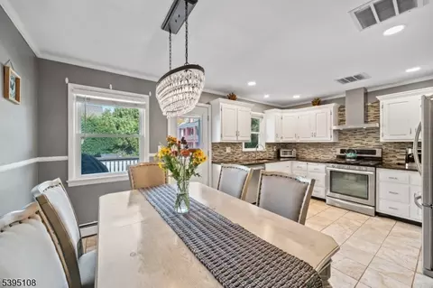 156 Margaret Ave, Nutley, NJ 07110 photo 9
