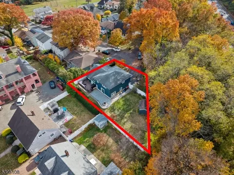 156 Margaret Ave, Nutley, NJ 07110 photo 3