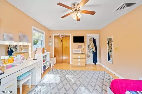 156 Margaret Ave, Nutley, NJ 07110 photo 13