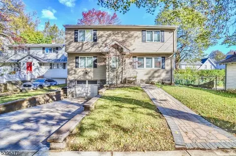 65 Mcdougall Ln, Bogota, NJ 07603
