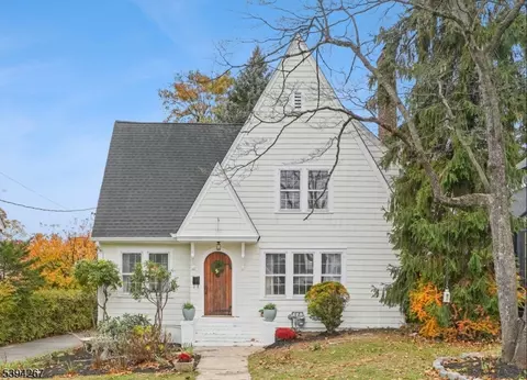 152 Mitchell St, West Orange, NJ 07052