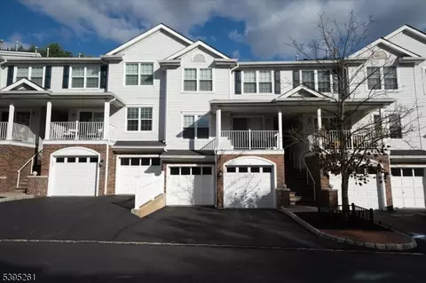714 Buckland Ct, Denville, NJ 07834