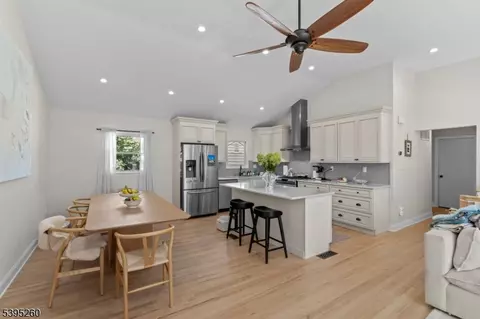 1 Villa Rd, Little Falls Twp, NJ 07424