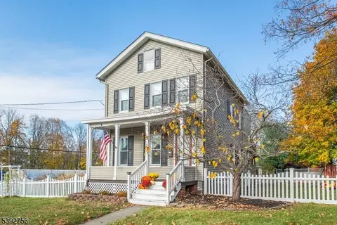 201 Willow Grove St, Hackettstown, NJ 07840