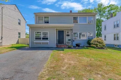 138 Runyon Ave, Middlesex, NJ 08846