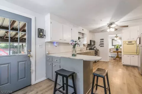 138 Runyon Ave, Middlesex, NJ 08846 photo 10