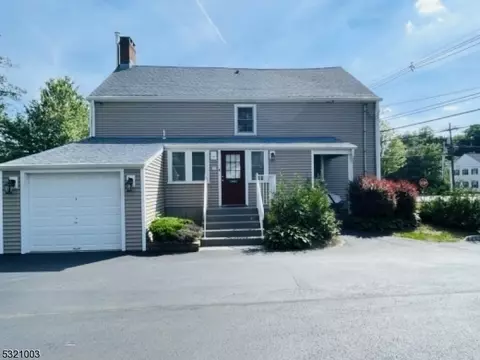 51 Main St Succ, Succasunna, NJ 07876
