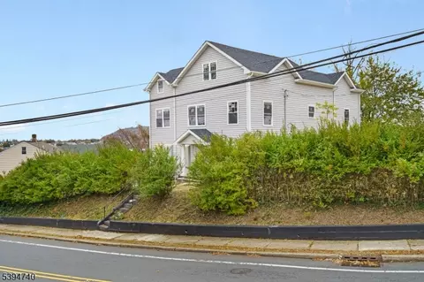 481 Preakness Ave, Paterson, NJ 07502