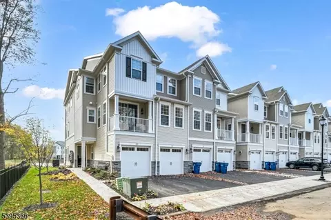 127 Myrtle Rd, Warren Twp, NJ 07059