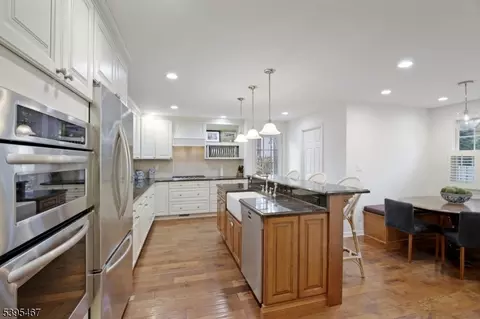 16 Lowell Ave, Summit, NJ 07901 photo 11