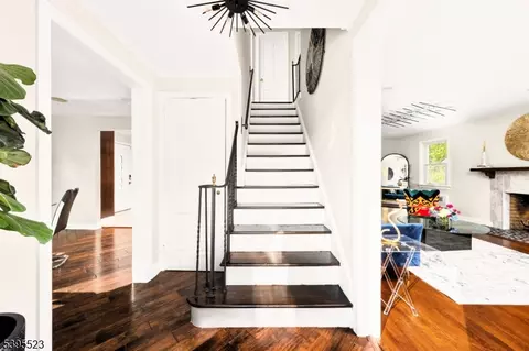 43 Boyden Ave, Maplewood, NJ 07040